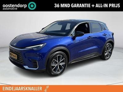 Blauw Nieuw 2025 Lexus LBX SUV | € 38.900 (Goede deal)