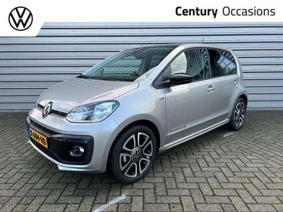 tweedehands VW up! 1.0 R-Line | Voorstoelen verwarmd | Achteruitrijcamera | Lederen stuurwiel