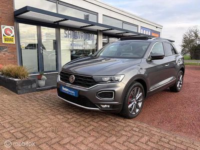 Grijs Gebruikt 2018 VW T-Roc Sportline SUV | € 22.900 (Eerlijke prijs)