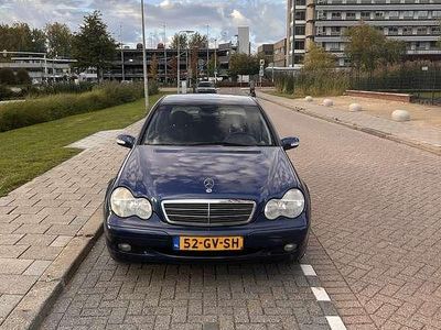 Mercedes C180