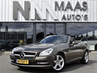 Grijs Gebruikt 2012 Mercedes SLK200 Cabriolet | € 23.495 (Goede deal)