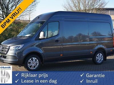 Grijs Occasion 2024 Mercedes Sprinter Van | € 56.850 (Goede deal)