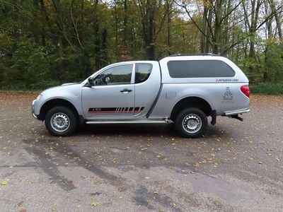 Occasion Mitsubishi L200 Invite 136 PK (100 kW) 2011 Zilver Pickup