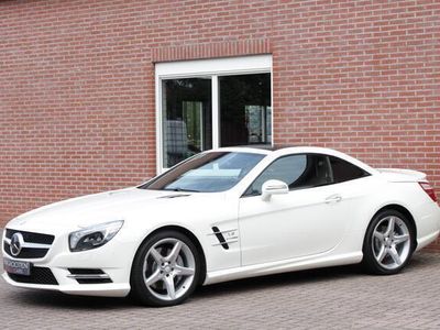 tweedehands Mercedes SL500 AMG - R231 - Panorama - Distronic - 54.000 km !!