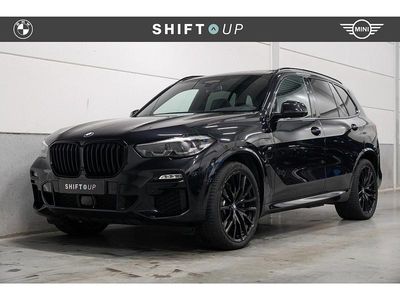 Zwart Occasion 2020 BMW X5 SUV | € 58.940