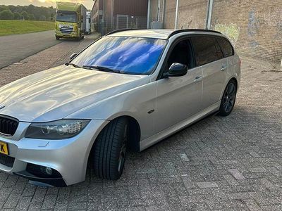 Grijs Gebruikt 2011 BMW 320 Stationwagen | € 8.250