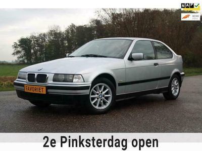 tweedehands BMW 316 3-SERIE Compact i Executive 3DRS AUTOMAAT NAP AIRCO YOUNG-TIMER