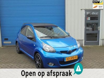 tweedehands Toyota Aygo 1.0-12V Dynamic Blue APK AIRCO