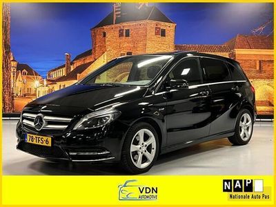 tweedehands Mercedes B200 Ambition Sport Panodak Leer Xenon PDC