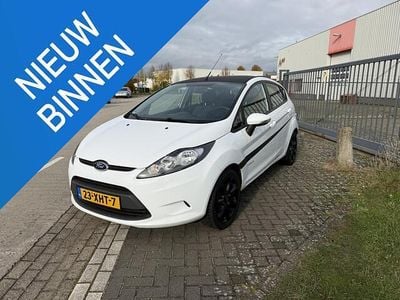 Wit Gebruikt 2012 Ford Fiesta Limited Hatchback | € 4.250 (Eerlijke prijs)