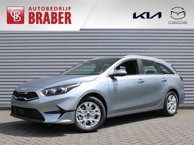 Grijs Nieuw 2025 Kia Ceed Hatchback | € 31.499 (Eerlijke prijs)