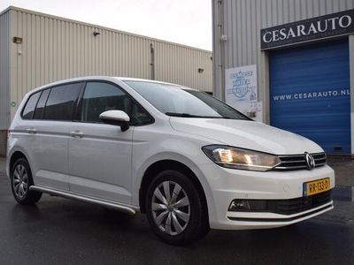 tweedehands VW Touran 2.0 TDI SCR / Automaat / dealer onderhouden