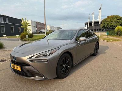 Grijs Gebruikt 2022 Toyota Mirai Executive Sedan | € 28.950