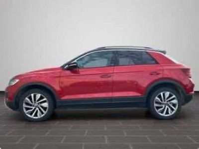 Rood (metallic) Occasion 2024 VW T-Roc Move SUV | € 31.950