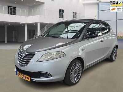 Occasion Lancia Ypsilon Platinum 86 PK (63 kW) 2012 Grijs Hatchback