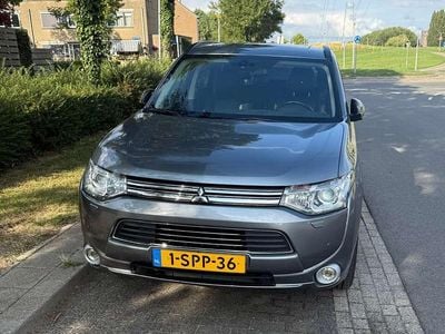 Mitsubishi Outlander P-HEV