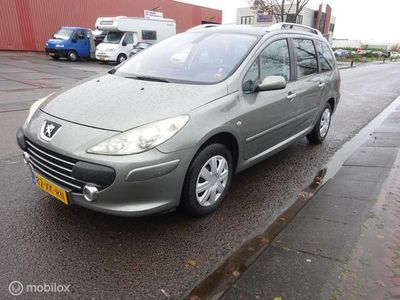 Grijs Occasion 2007 Peugeot 307 Premium MPV | € 1.950 (Iets duurder)