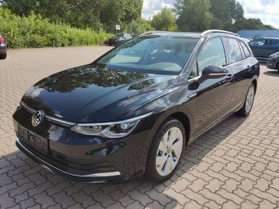 Zwart Occasion 2023 VW Golf VIII Style Stationwagen | € 35.823 (Duur)