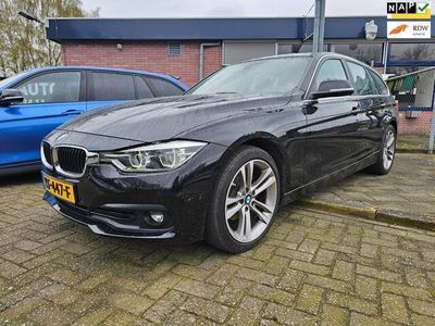 tweedehands BMW 318 3-SERIE Touring i Centennial Executive LEER/NAVI/6-bak