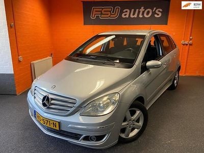 Mercedes B200