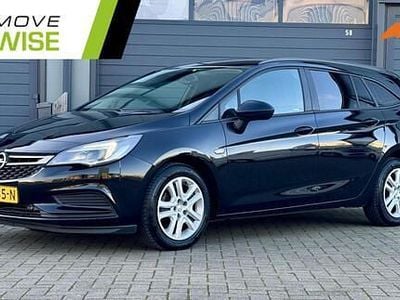 Zwart Gebruikt 2018 Opel Astra Business Stationwagen | € 7.395 (Goede deal)
