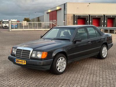 Gebruikt 1988 Mercedes E300 | € 7.495