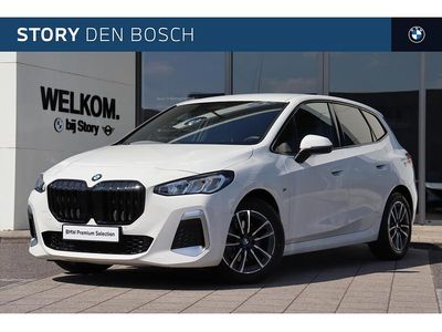 Wit Gebruikt 2024 BMW 218 M Sport Stationwagen | € 34.950 (Duur)