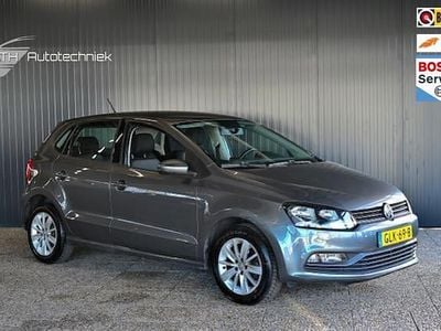Grijs Gebruikt 2014 VW Polo Comfortline Hatchback | € 8.495 (Eerlijke prijs)