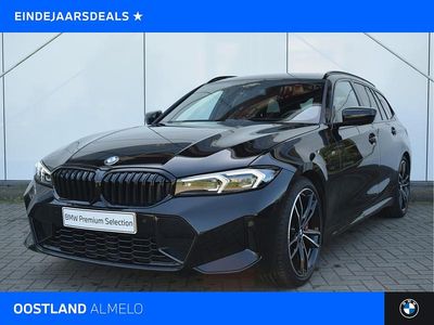 Saphirschwarz (donker zwart metallic) Gebruikt 2024 BMW 330 Shadowline Stationwagen | € 53.950 (Duur)