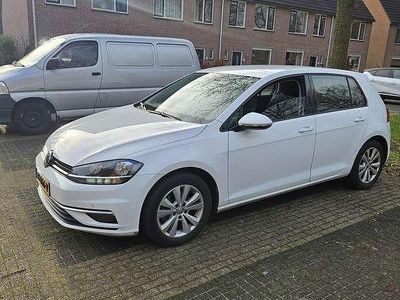 Wit Occasion 2018 VW Golf VII Comfortline Stationwagen | € 10.999 (Eerlijke prijs)