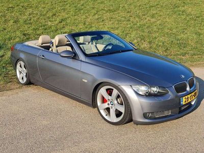 BMW 330 Cabriolet