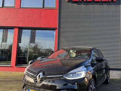 Zwart Occasion 2018 Renault Clio IV Intens Hatchback | € 9.950 (Eerlijke prijs)