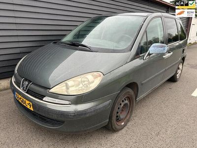Grijs Gebruikt 2008 Peugeot 807 MPV | € 595
