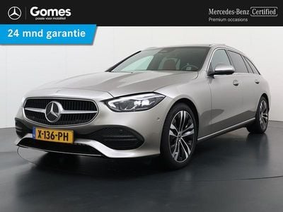 Zilver, metallic lak Occasion 2024 Mercedes C180 Luxury Stationwagen | € 39.950 (Super prijs)