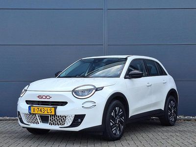 Occasion Fiat 600 Red 61 kW (84 PK) 2023 Wit SUV