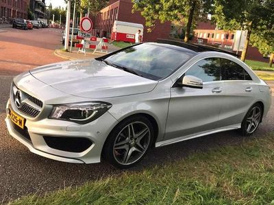 Zilver Gebruikt 2016 Mercedes CLA180 Ambition Sedan | € 20.000 (Eerlijke prijs)