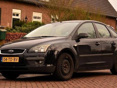 tweedehands Ford Focus 2.0-16V Rally Edition MET CRUISE CONTROL, TREKHAAK EN MEER!