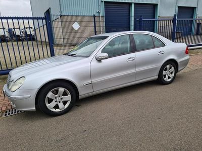 tweedehands Mercedes E240 Avantgarde Aut. *199.916 KM*CLIMA*LEER*ZEER MOOI