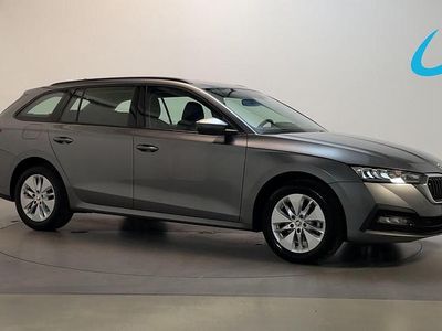 Grijs Gebruikt 2022 Skoda Octavia Business Line Stationwagen | € 18.450 (Eerlijke prijs)