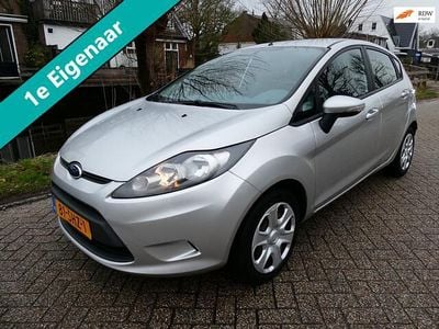 Occasion Ford Fiesta Limited 60 PK (44 kW) 2011 Grijs (metallic) Hatchback