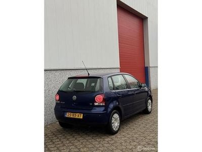 Occasion VW Polo Sportline 75 PK (55 kW) 2005 Blauw Hatchback