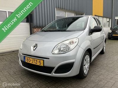 Grijs Gebruikt 2009 Renault Twingo Authentique Hatchback | € 3.149 (Eerlijke prijs)