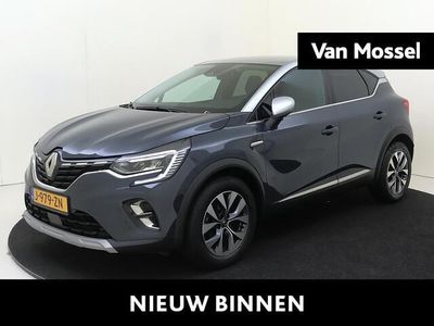 Twotone bleu marine / gris hi Gebruikt 2020 Renault Captur Intens SUV | € 15.940 (Eerlijke prijs)