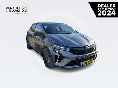 Grijs Gebruikt 2024 Renault Clio V Esprit Alpine Hatchback | € 23.750 (Eerlijke prijs)
