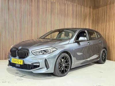 Occasion BMW 116 Sport Line 109 PK (80 kW) 2021 Grijs Hatchback