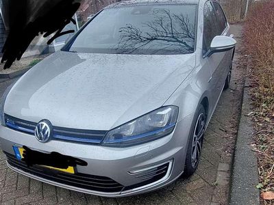 Zilver Occasion 2015 VW Golf GTE Stationwagen | € 9.500 (Eerlijke prijs)