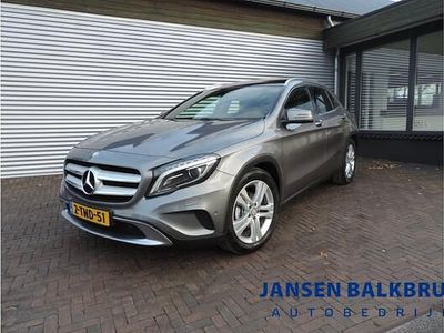 Grijs Occasion 2014 Mercedes GLA220 Prestige SUV | € 13.985