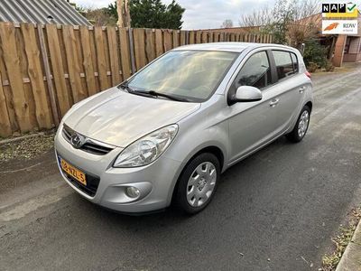 tweedehands Hyundai i20 1.4i i-Motion KLIMA AUTOMAAT NAP APK DEAKLER OH