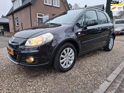 Zwart (metallic) Occasion 2011 Suzuki SX4 Limited MPV | € 3.895 (Goede deal)