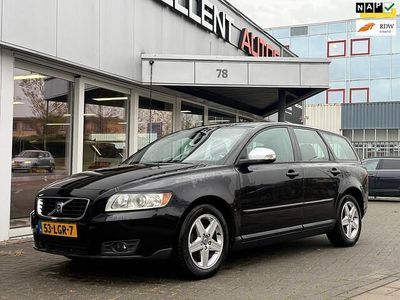 Zwart Occasion 2010 Volvo V50 Stationwagen | € 3.450 (Eerlijke prijs)